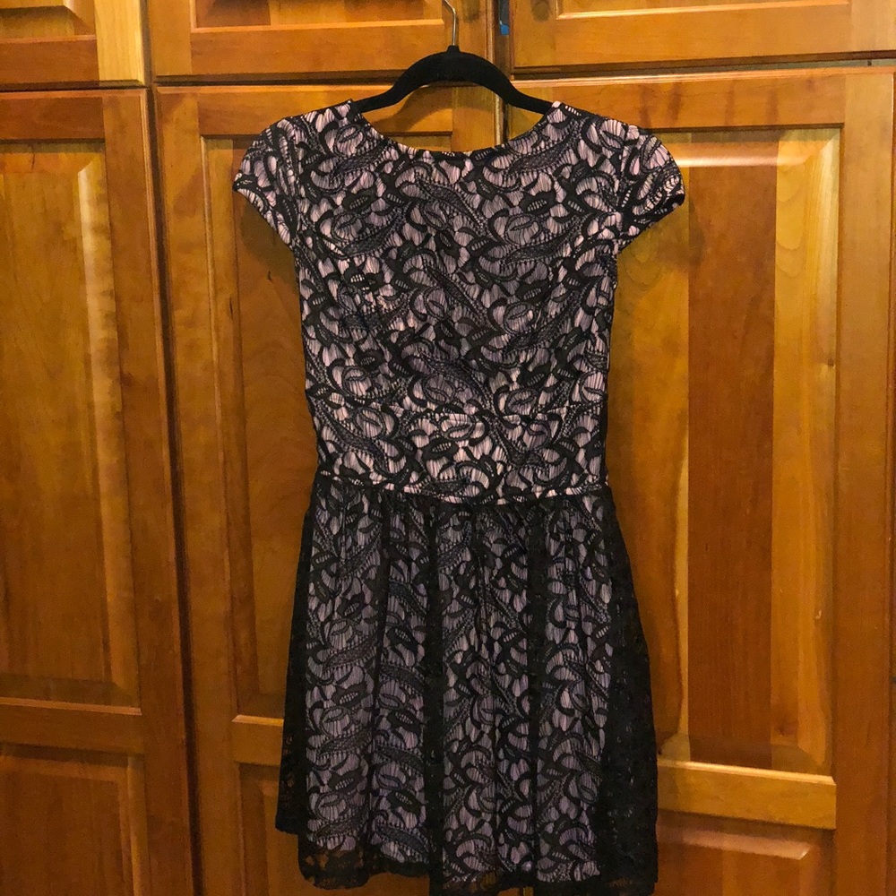 Purple Black Lace Short-Sleeved Dress